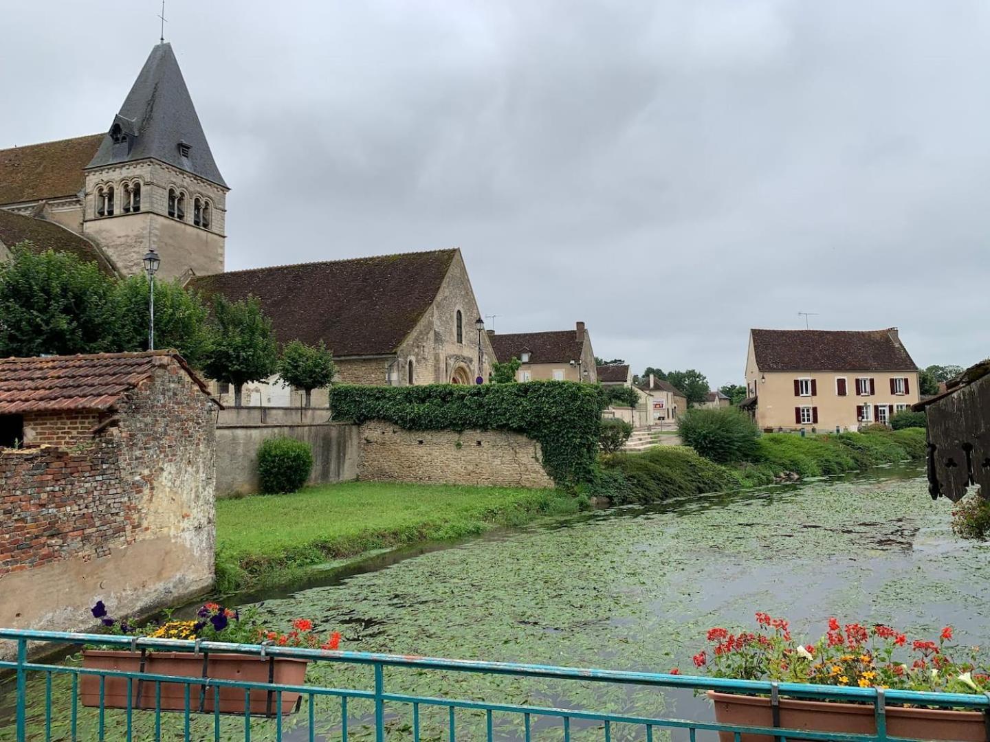 Chateau De Ligny Luaran gambar