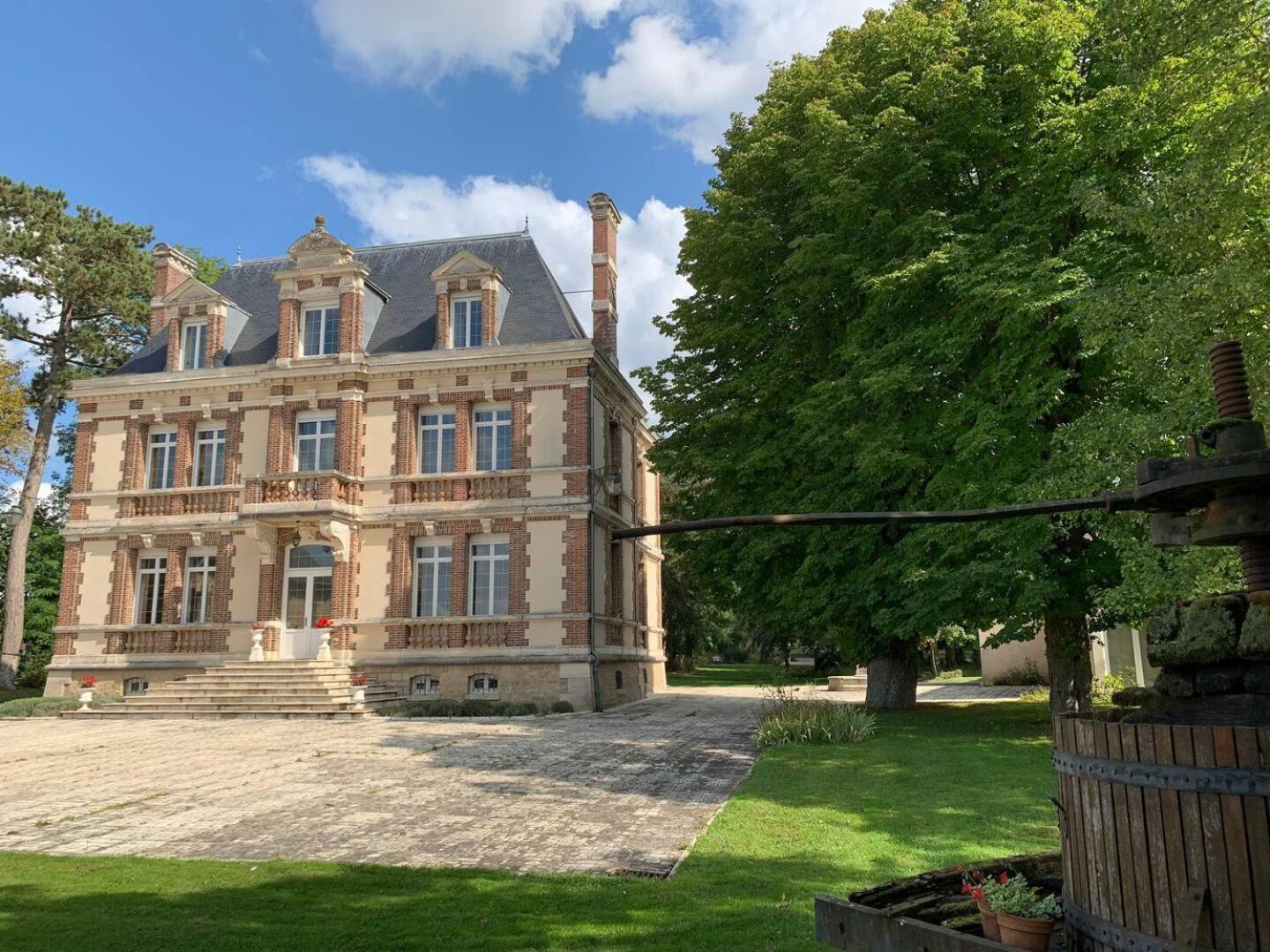 Chateau De Ligny Luaran gambar